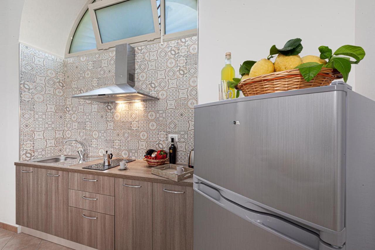 De Rosa Apartment *